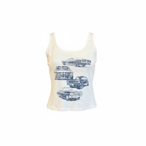 Social Scene Women’s Cropped Tank Top with Classic Car Graphic. Size L